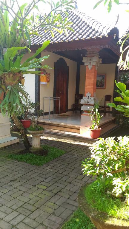 Shindu Home Stay Ubud  Exterior photo