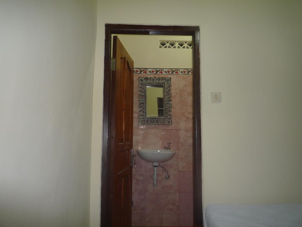 Shindu Home Stay Ubud  Exterior photo