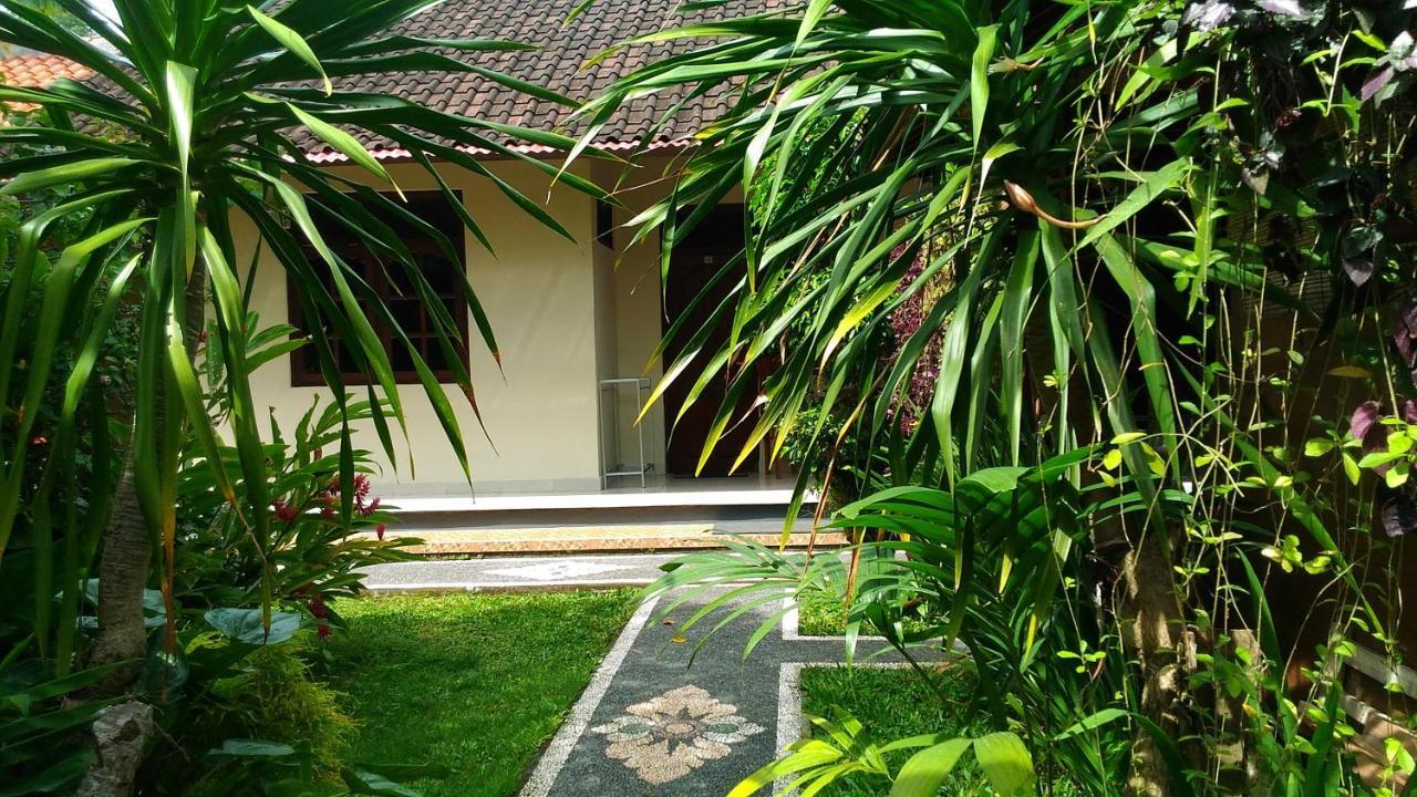 Shindu Home Stay Ubud  Exterior photo